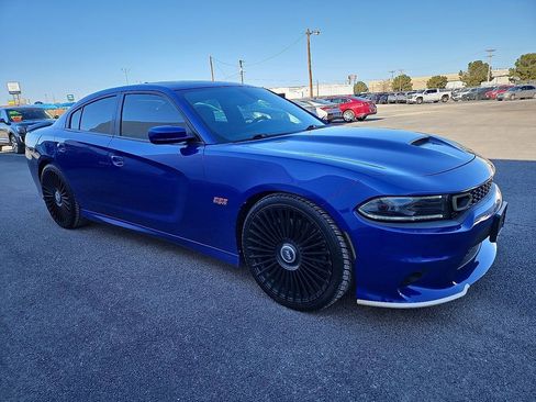 Used 2022 Dodge Charger Scat Pack w/ Dynamics Package image 10