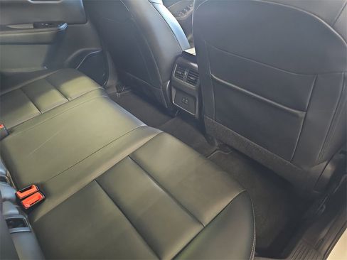 Used 2023 Nissan Rogue SV w/ SV Premium B Package image 11