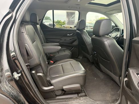 Used 2019 Chevrolet Traverse RS AWD/4WD image 36