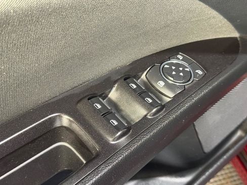 Used 2017 Ford Fusion SE w/ Fusion SE Technology Package FWD image 26