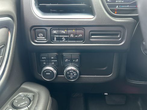 Certified 2022 GMC Yukon AT4 AWD/4WD image 19