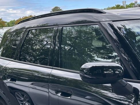 Used 2025 MINI Cooper Countryman SE w/ Comfort Package Max AWD/4WD image 3