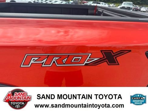 Used 2025 Nissan Frontier Pro-X w/ Tow Package RWD image 9