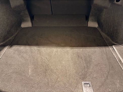 Used 2025 Toyota Camry LE image 10