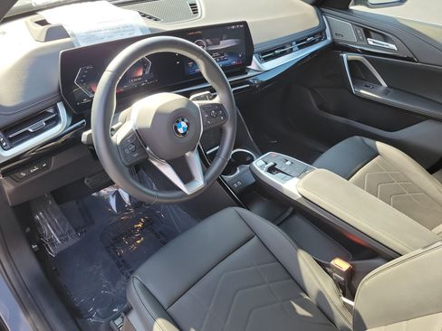 Used 2026 BMW X1 xDrive28i w/ Technology Package AWD/4WD image 23