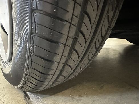 Used 2010 Hyundai Accent GS image 12