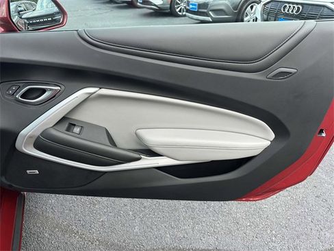 Used 2020 Chevrolet Camaro SS image 7