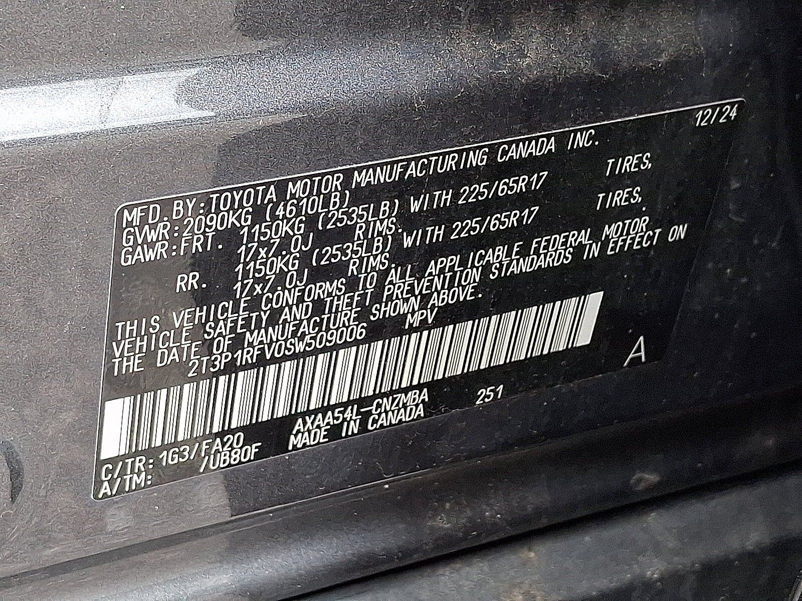 Used 2025 Toyota RAV4 XLE AWD/4WD image 27