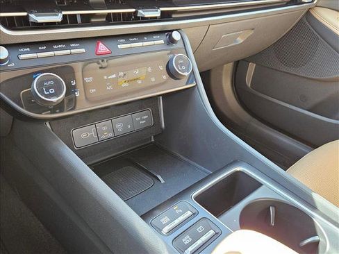 New 2025 Hyundai Sonata Limited image 16