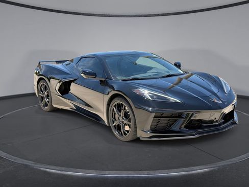 Used 2022 Chevrolet Corvette Stingray Preferred Conv w/ Z51 Performance Package RWD image 12
