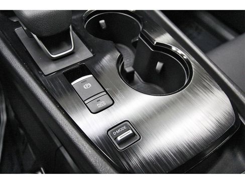 Certified 2022 Nissan Rogue SV w/ SV Premium Package image 24