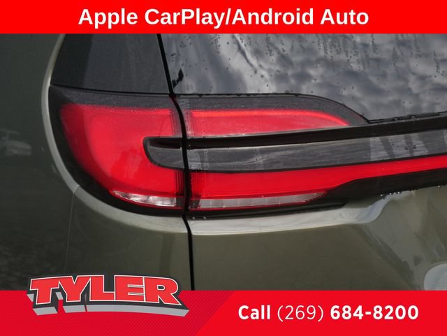 New 2027 Chrysler Pacifica Select FWD image 12