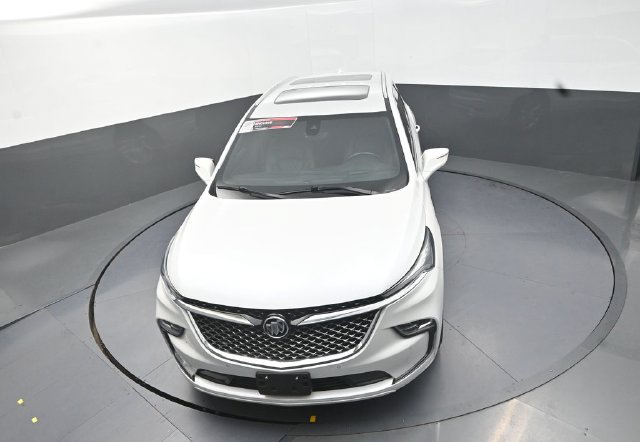 Used 2023 Buick Enclave Avenir w/ Avenir Technology Package AWD/4WD image 13