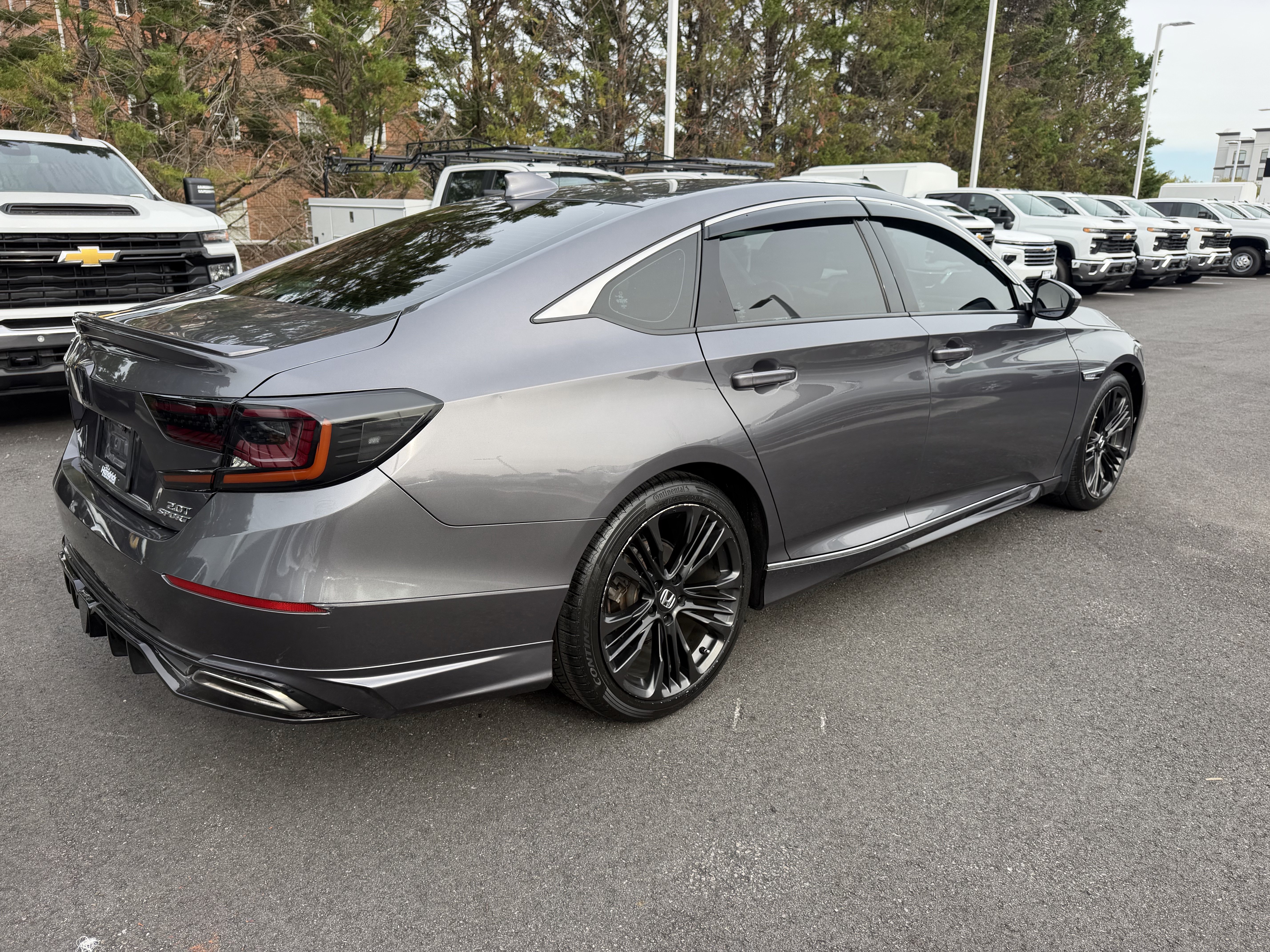 Used 2018 Honda Accord Sport image 9
