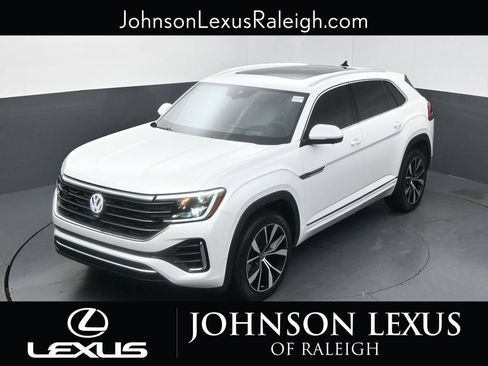 Used 2025 Volkswagen Atlas Cross Sport SEL Premium R-Line AWD/4WD image 26