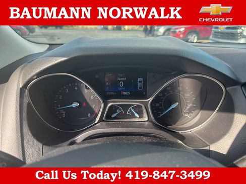Used 2018 Ford Focus SE FWD image 25