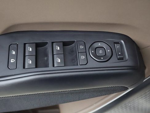 Used 2024 Kia EV9 GT-Line image 39