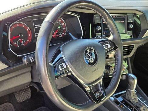 Used 2019 Volkswagen Jetta R-Line w/ R-Line Cold Weather Package FWD image 19