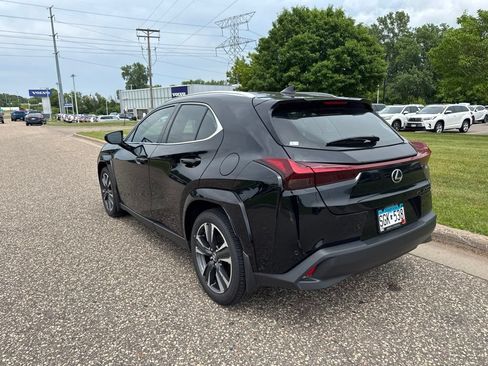 Used 2025 Lexus UX 300h AWD w/ Cold Area Package image 7