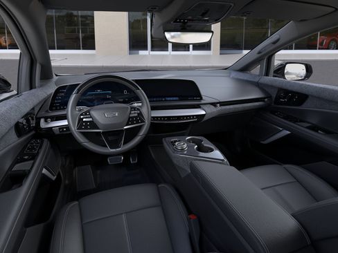 New 2026 Cadillac Optiq Sport 1 w/ LPO, Floor Liner Package AWD/4WD image 15