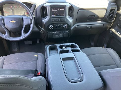 Used 2024 Chevrolet Silverado 1500 Custom w/ Turbomax Blackout Package RWD image 15