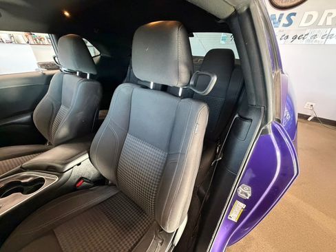 Used 2018 Dodge Challenger SXT w/ Super Sport Group (SS/T) image 16