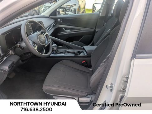 Certified 2023 Hyundai Elantra SEL FWD image 10