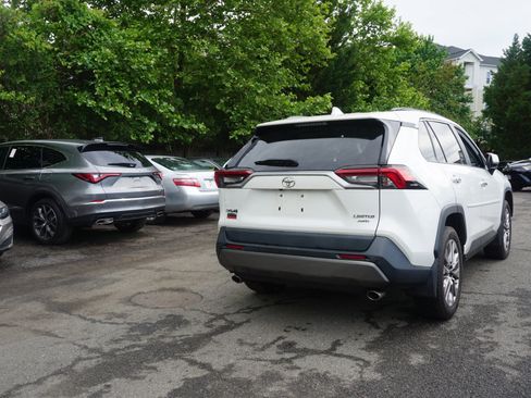 Used 2019 Toyota RAV4 Limited w/ Advanced Technology Package AWD/4WD image 4
