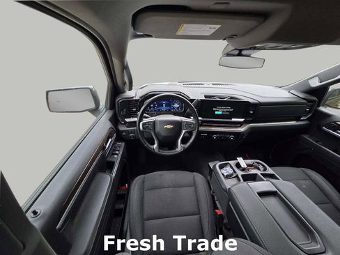 Used 2023 Chevrolet Silverado 1500 LT w/ Z71 Off-Road Package image 12