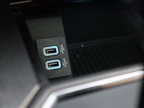 Used 2017 Ford F150 Limited w/ Trailer Tow Package image 30