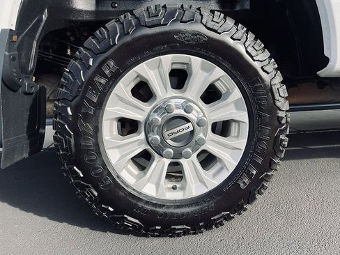 Used 2021 Ford F350 XLT w/ XLT Value Package image 21