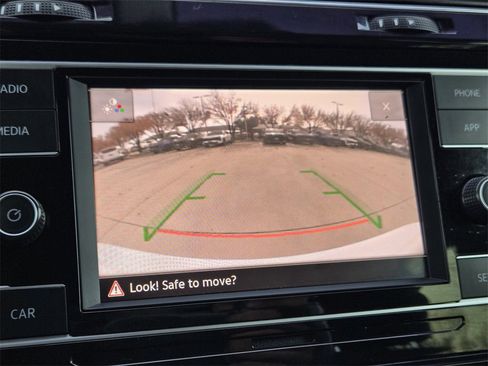 Used 2018 Volkswagen GTI S image 7