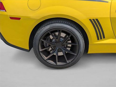 Used 2015 Chevrolet Camaro SS image 21
