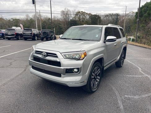 Used 2024 Toyota 4Runner Limited image 3