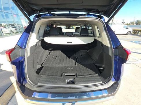 Used 2023 Nissan Rogue Platinum w/ Platinum Premium Package image 27