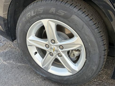 Certified 2023 Chevrolet Malibu LS w/ LPO, Floor Liner Package image 9