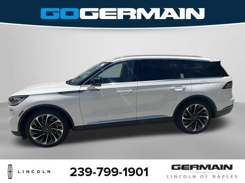 Used 2024 Lincoln Aviator Reserve w/ Equipment Group 201A RWD image 3