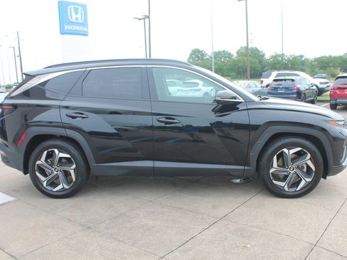 Used 2022 Hyundai Tucson Limited FWD image 4