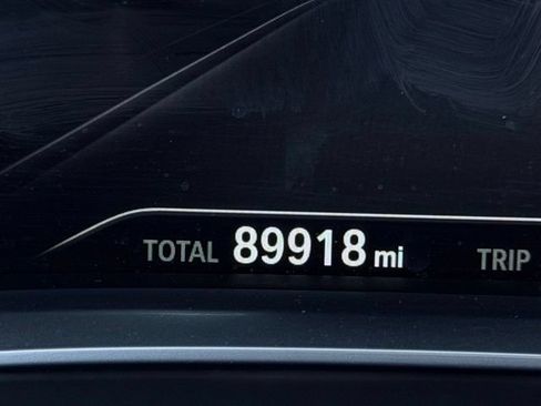Used 2018 BMW 750i RWD image 42