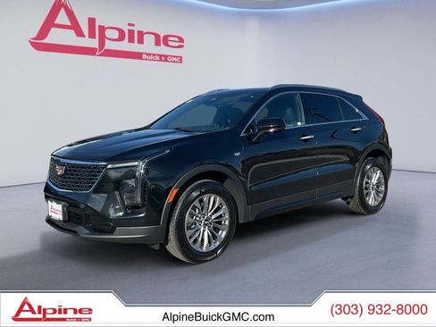 Used 2024 Cadillac XT4 Premium Luxury image 1