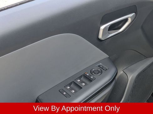 Used 2025 Kia K4 FWD image 25