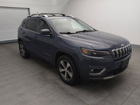 Used 2019 Jeep Cherokee Limited image 11