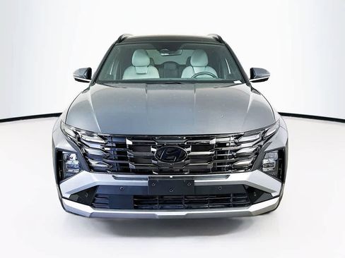 Used 2025 Hyundai Tucson Limited image 6
