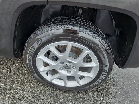 Used 2019 Jeep Renegade Sport w/ Sport Appearance Group image 29