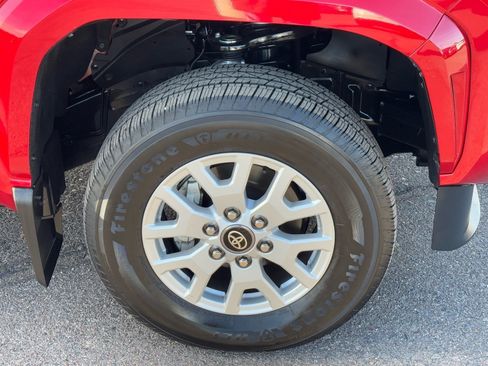 Used 2025 Toyota Tacoma SR5 image 8