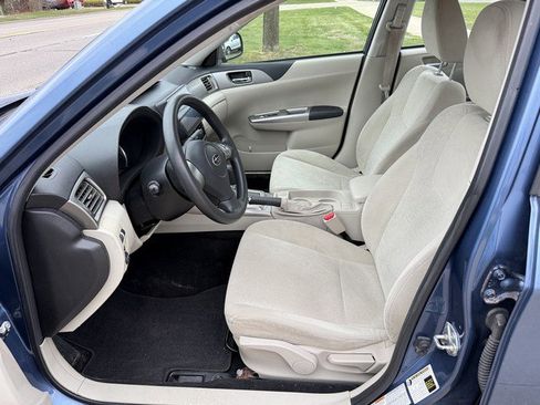 Used 2010 Subaru Impreza 2.5i image 9