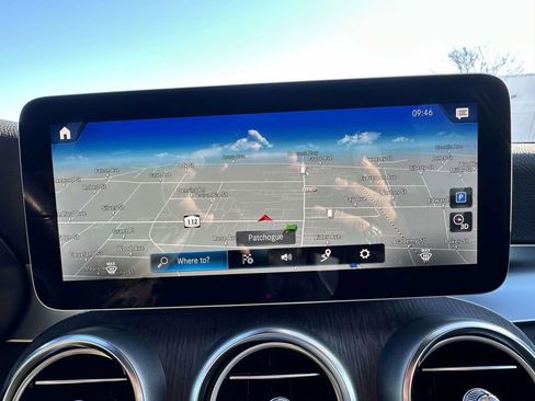 Used 2020 Mercedes-Benz GLC 300 4MATIC w/ Parking Assistance Package image 22