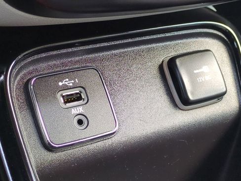 Used 2019 Jeep Compass Limited w/ Mopar Graphics Package image 32