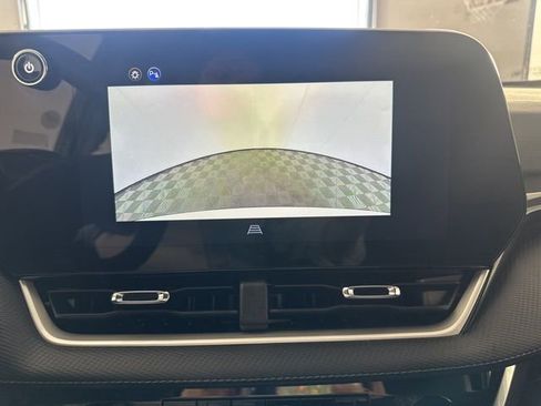 Used 2025 Chevrolet Equinox LT AWD/4WD image 27