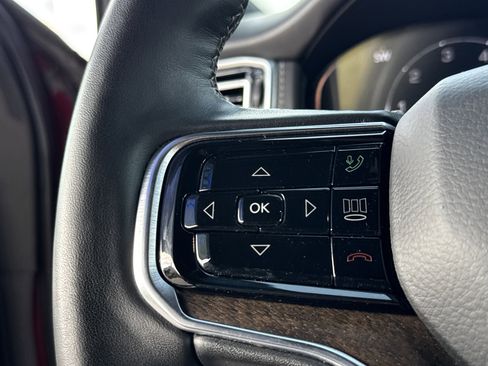 Used 2022 Jeep Grand Wagoneer Series I w/ Flexible Seating Group image 20